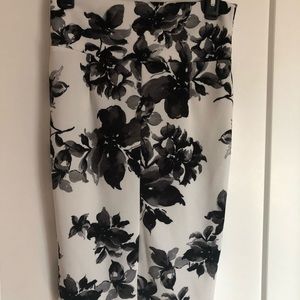 Floral black and white skirt